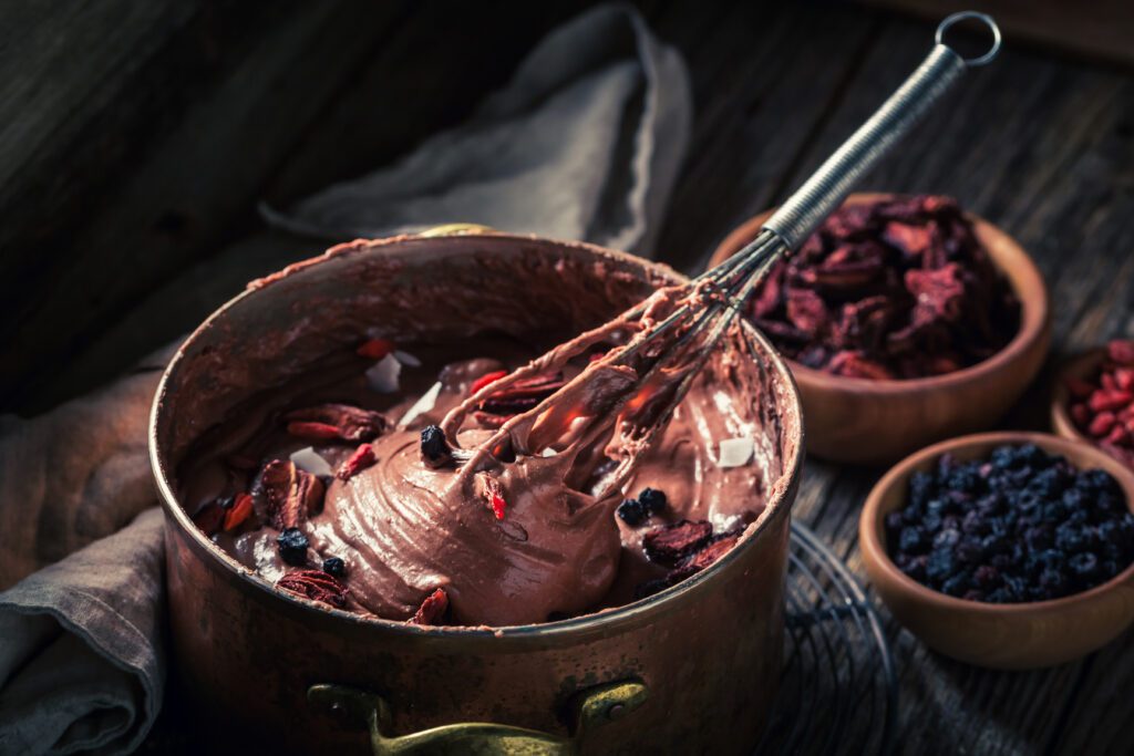 Proteínový dezert s kúskami horkej čokolády